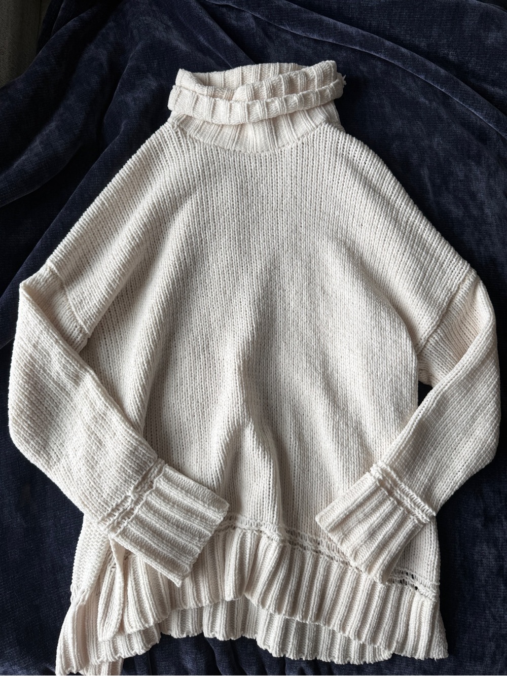 aerie S Cream Ribbed Turtleneck Oversized Sweater